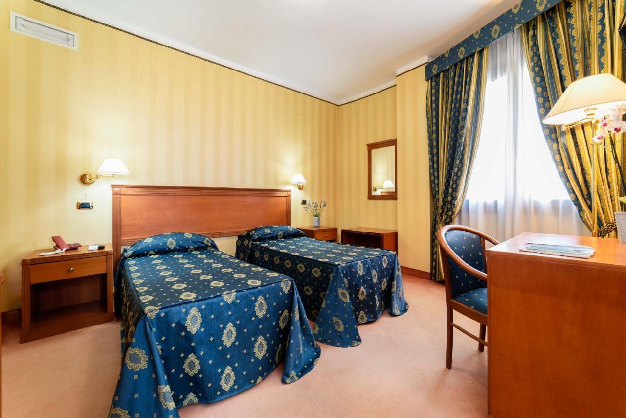 Hotel Hermitage Polla Exteriör bild